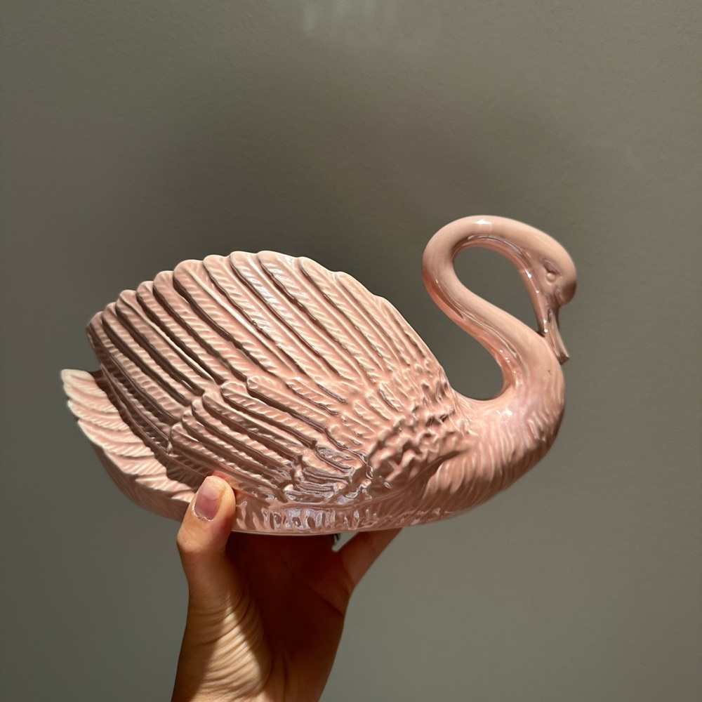 Vintage pink swan bowl vase decorative